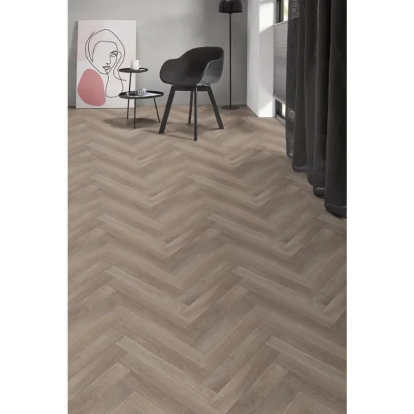 Kwantum Vinyl Vloeren | Vinyl Clarks Taupe Visgraat Je berekent hoeveel meters je nodig hebt door lengte en breedte in te vullen